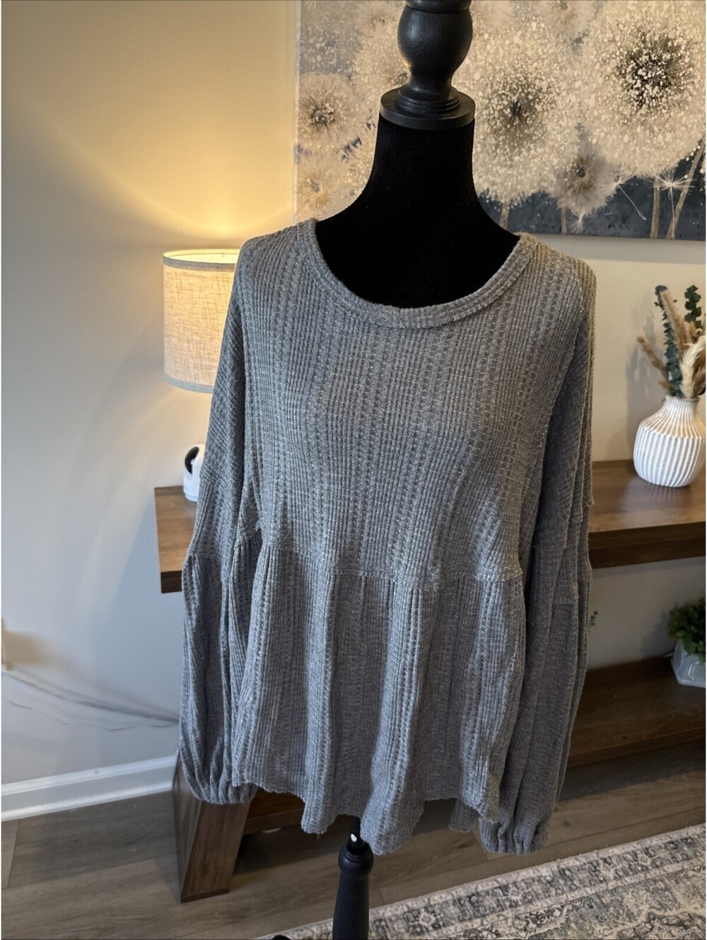 Altered State Gray Waffle Long Sleeve Peasant Style Top Size L Gray